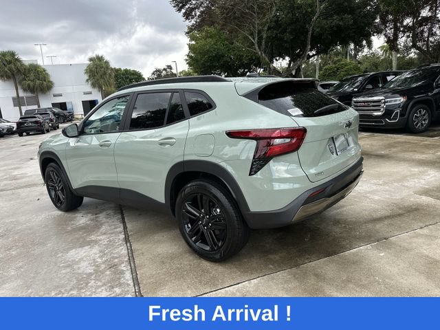 Used 2026 Chevrolet Trax LS FWD image 6