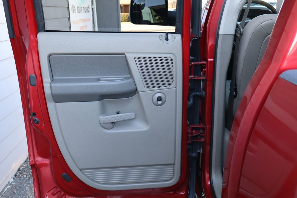 Used 2006 Dodge Ram 3500 Truck SLT w/ Quad Cab Big Horn Value Group image 19