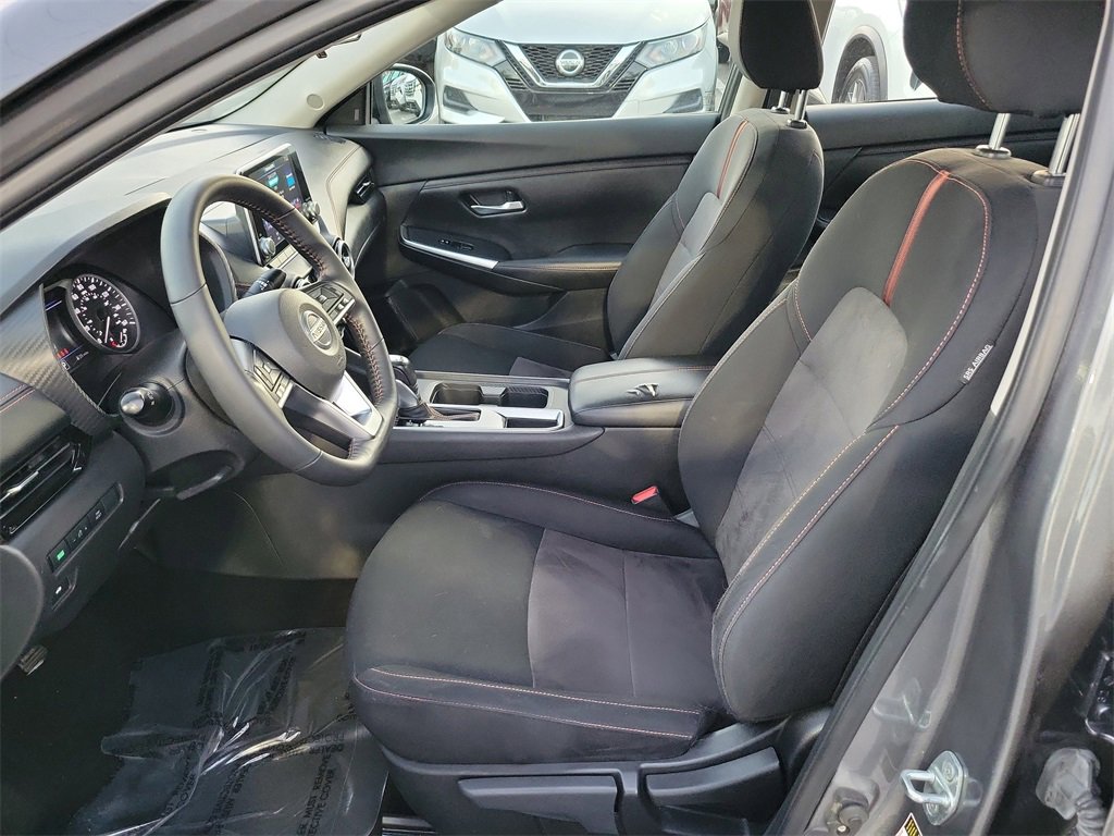 Used 2023 Nissan Sentra SR w/ Trunk Package image 11