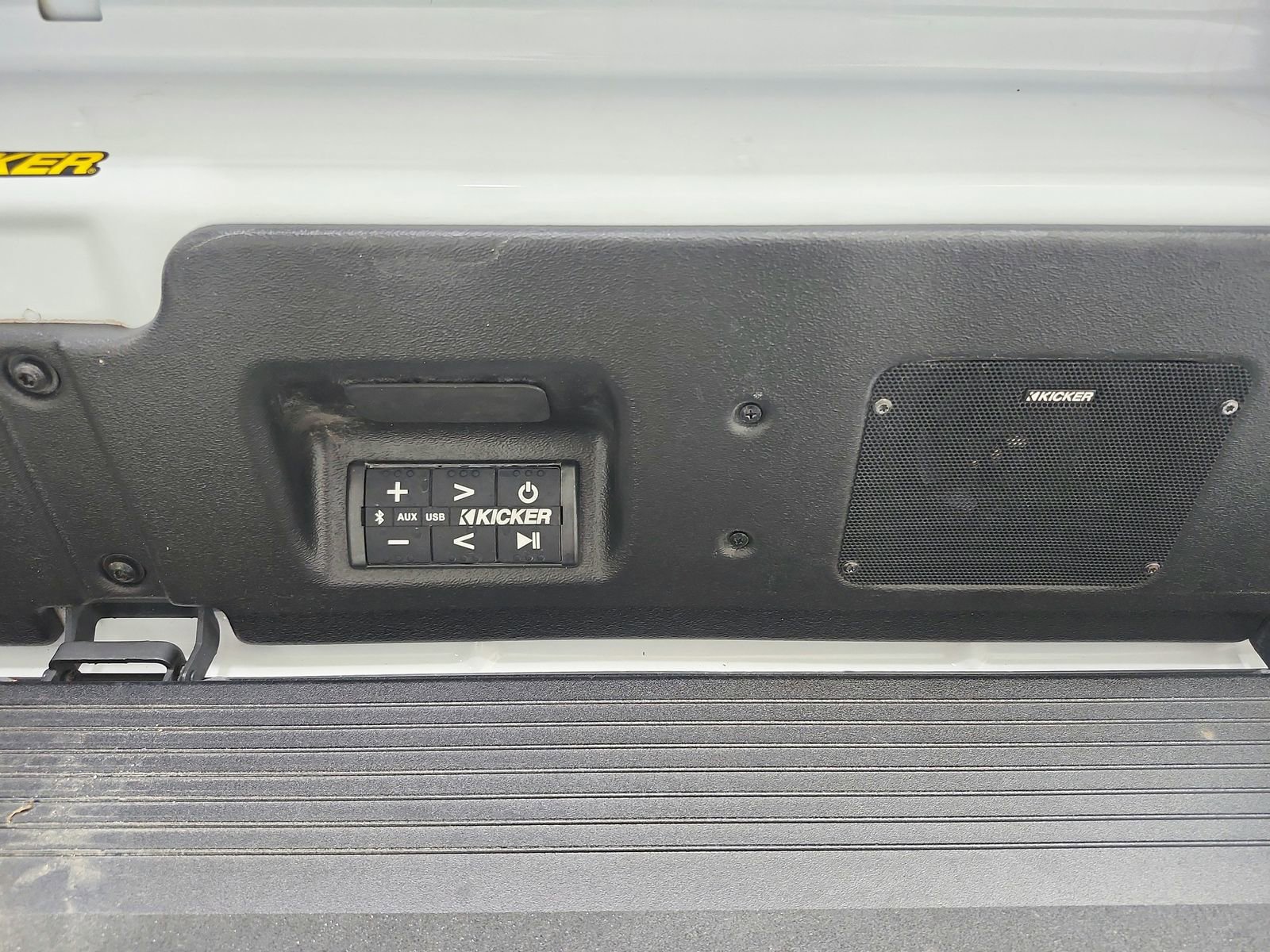 Used 2023 GMC Sierra 1500 AT4X image 50