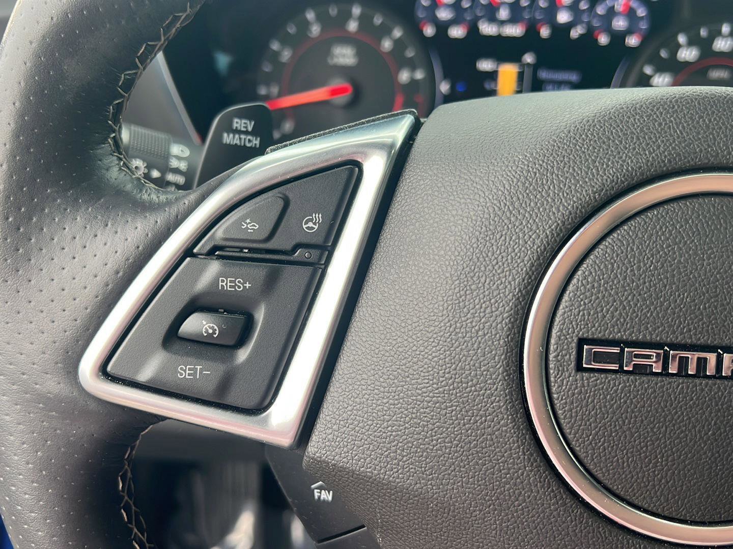 Used 2020 Chevrolet Camaro SS RWD image 17