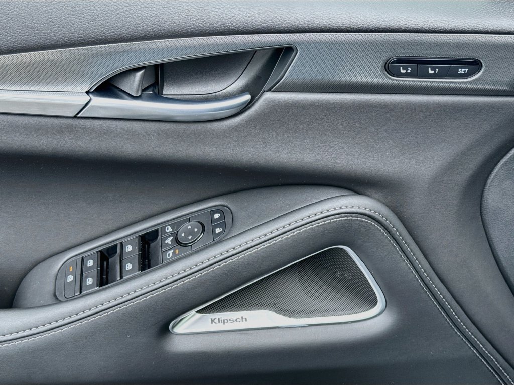 New 2027 INFINITI QX60 Luxe w/ Cargo Package FWD image 18