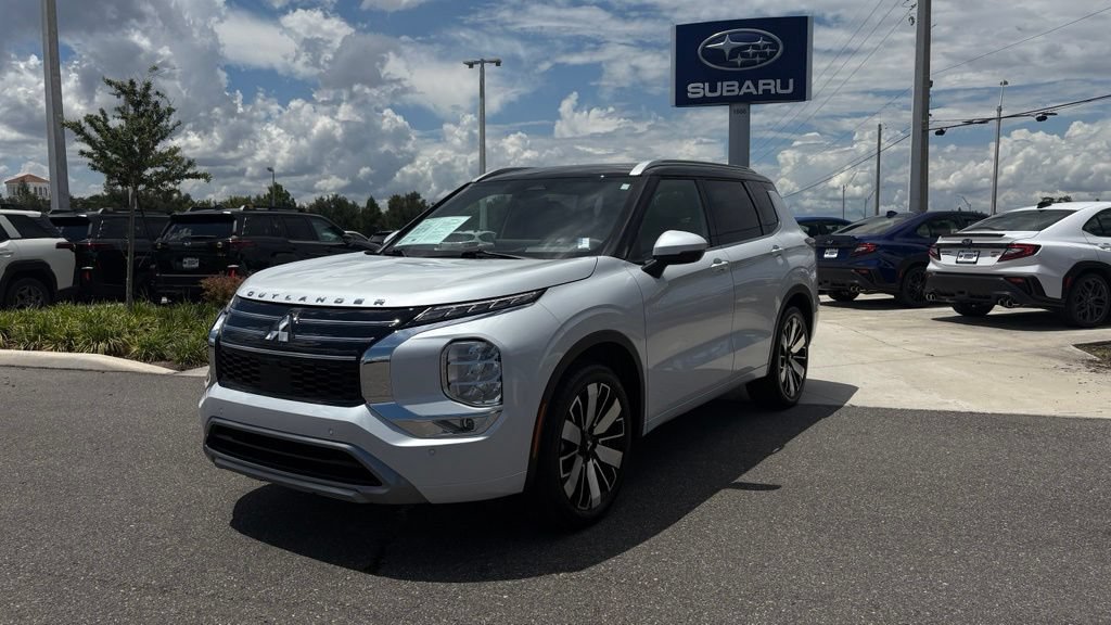 Used 2025 Mitsubishi Outlander SEL