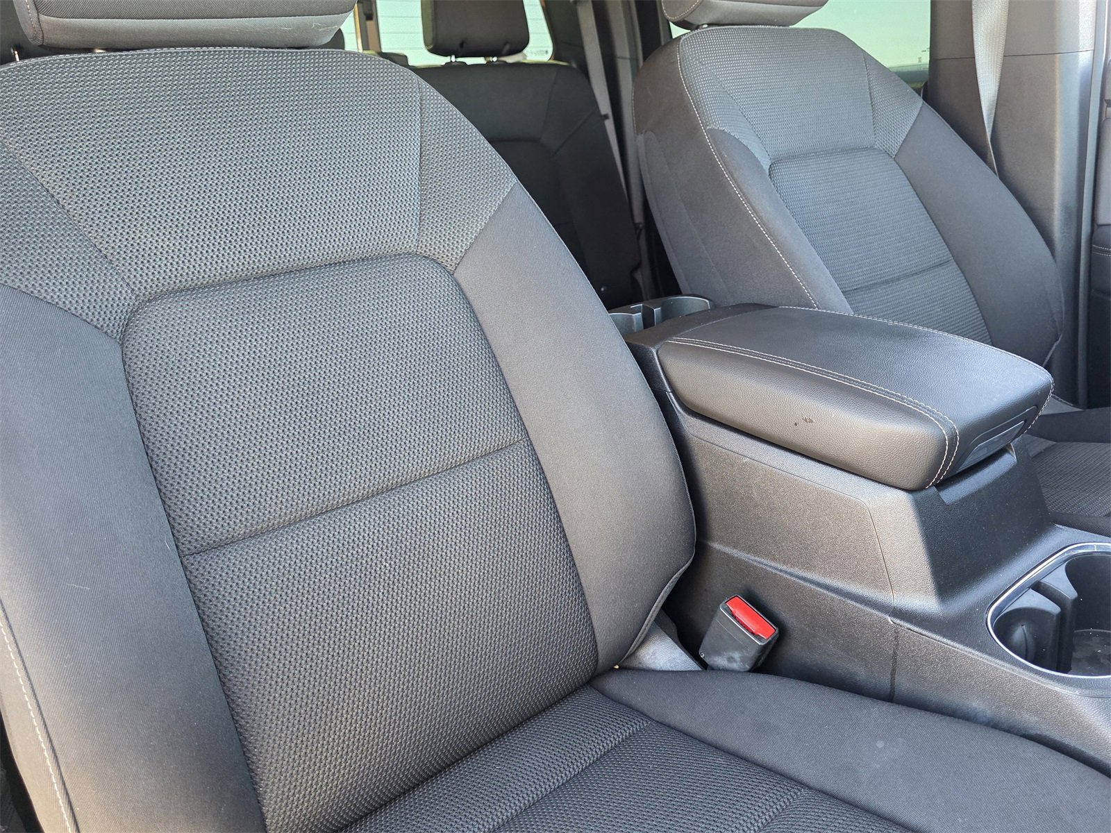 Used 2024 GMC Canyon Elevation w/ Convenience Package image 27