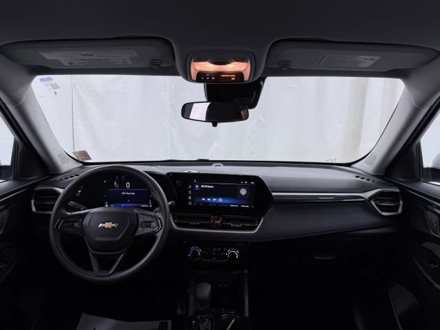 Used 2024 Chevrolet TrailBlazer LT FWD image 30
