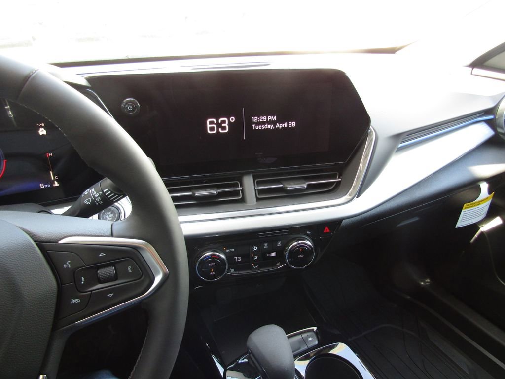 New 2026 Chevrolet Trax LT FWD image 24
