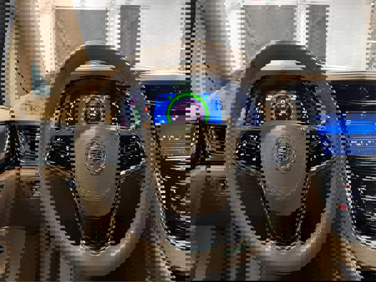 Used 2014 Cadillac ELR w/ Luxury Package image 21