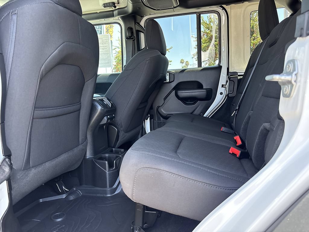 Used 2023 Jeep Wrangler Unlimited Sport AWD/4WD image 20