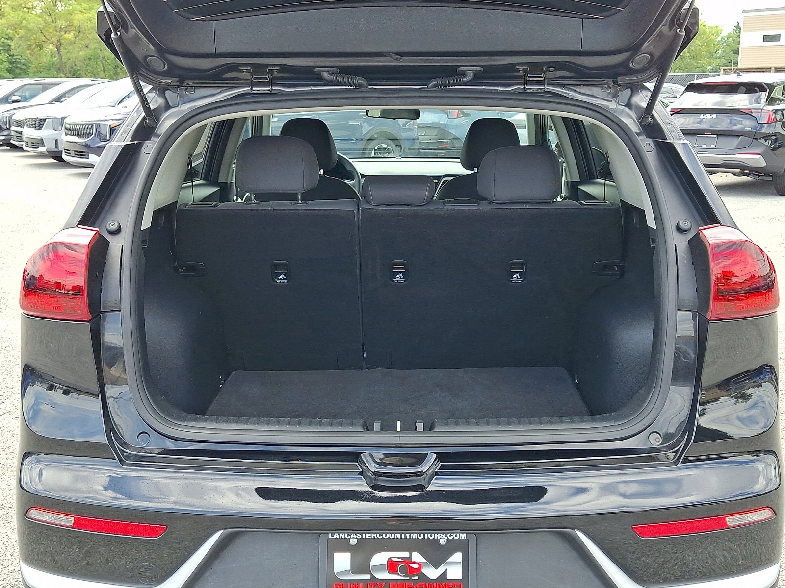 Used 2019 Kia Niro FE FWD image 28