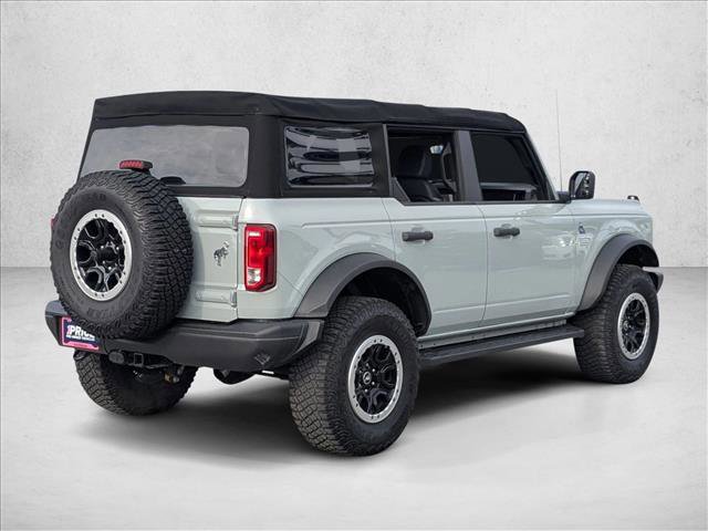 Used 2022 Ford Bronco Black Diamond w/ Sasquatch Package image 5