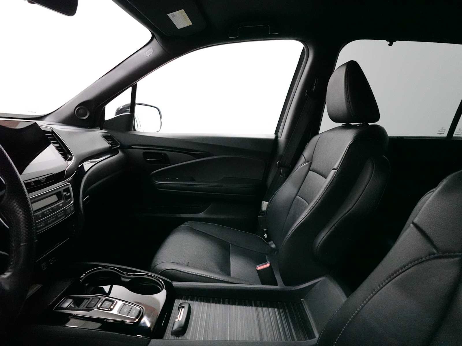 Certified 2023 Honda Passport Elite image 13