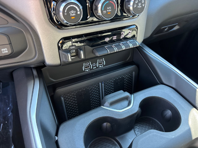 New 2027 RAM 2500 Big Horn AWD/4WD image 23