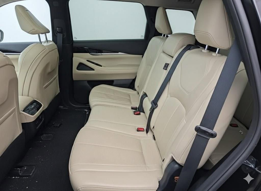 Used 2023 INFINITI QX60 Pure image 18