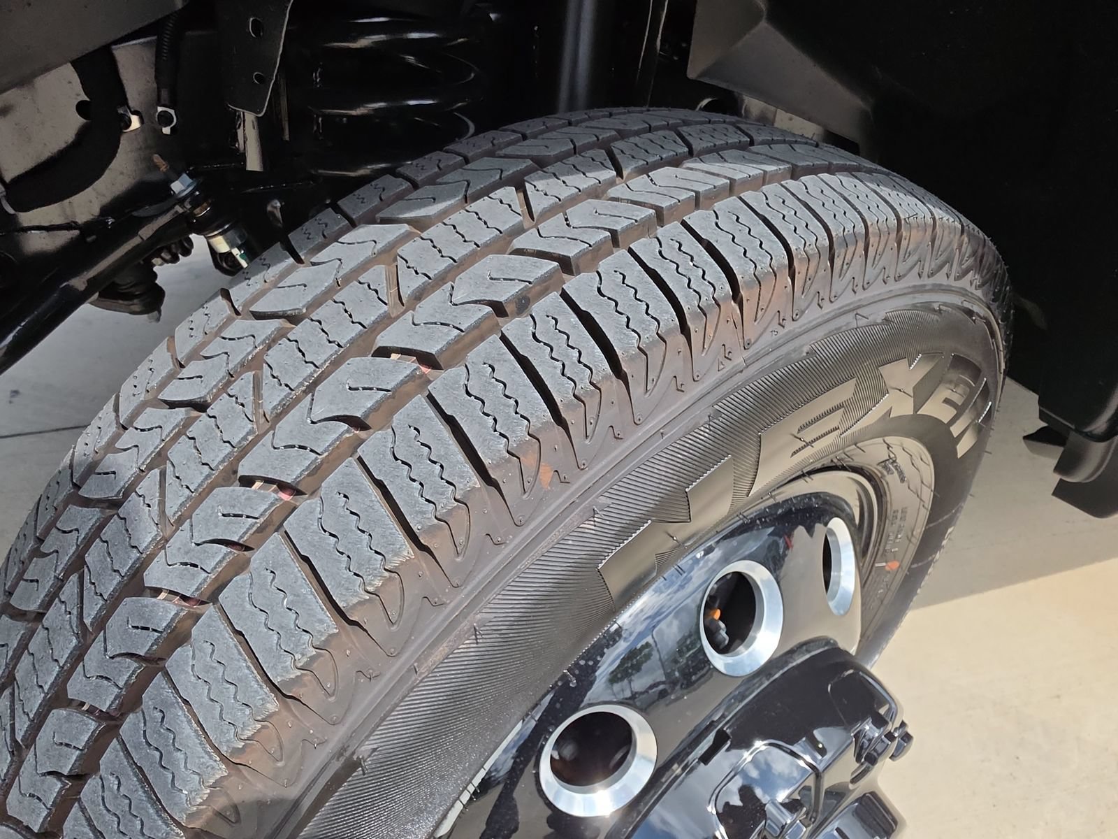 New 2026 RAM 3500 Limited AWD/4WD image 29