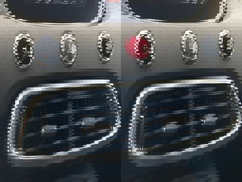 Used 2022 FIAT 500X Trekking image 22