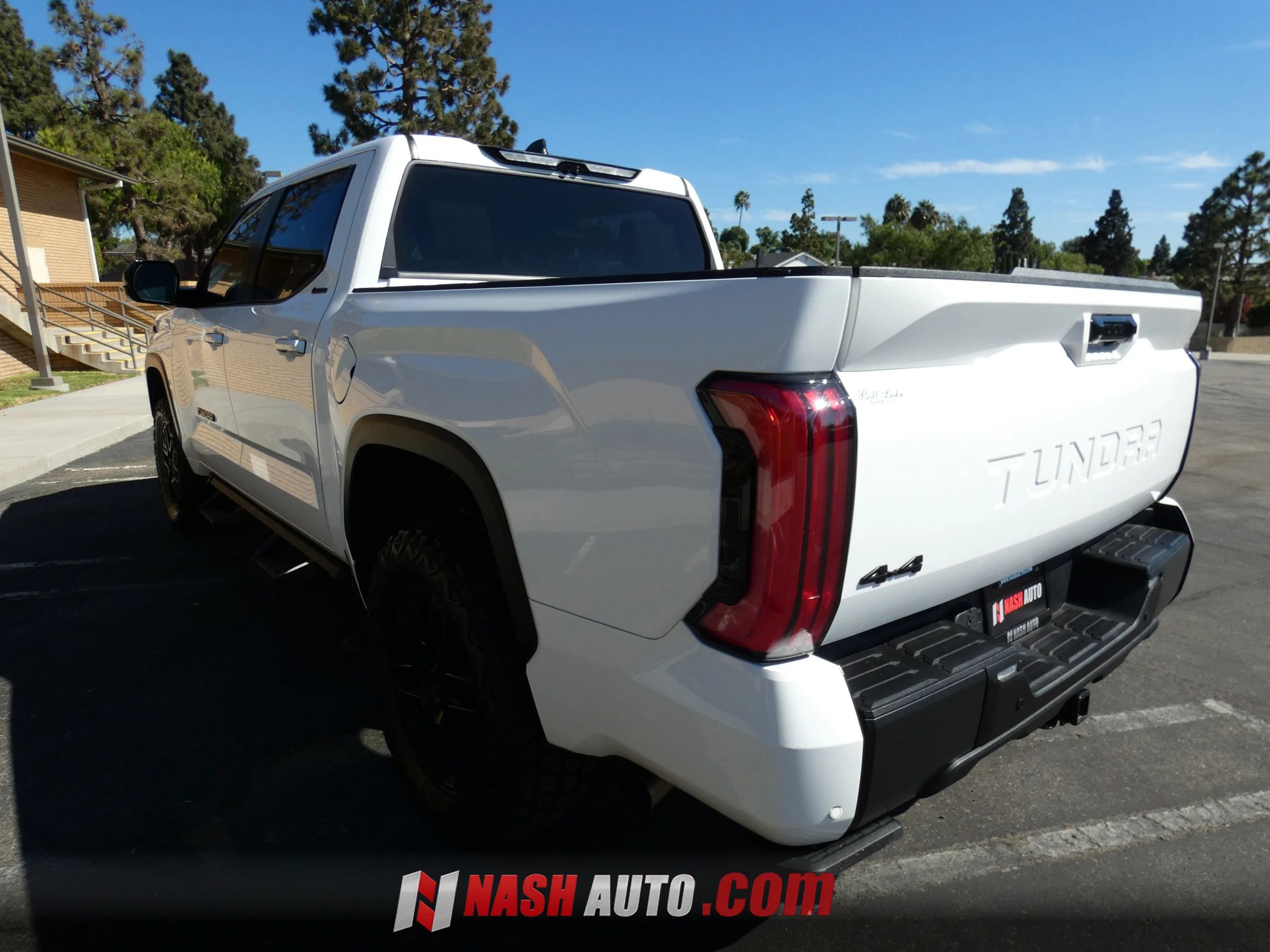 Used 2024 Toyota Tundra Limited AWD/4WD image 13