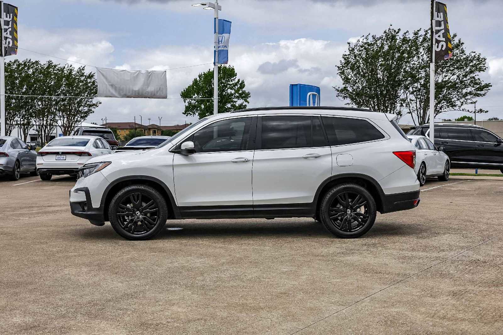 Used 2021 Honda Pilot Special Edition image 4