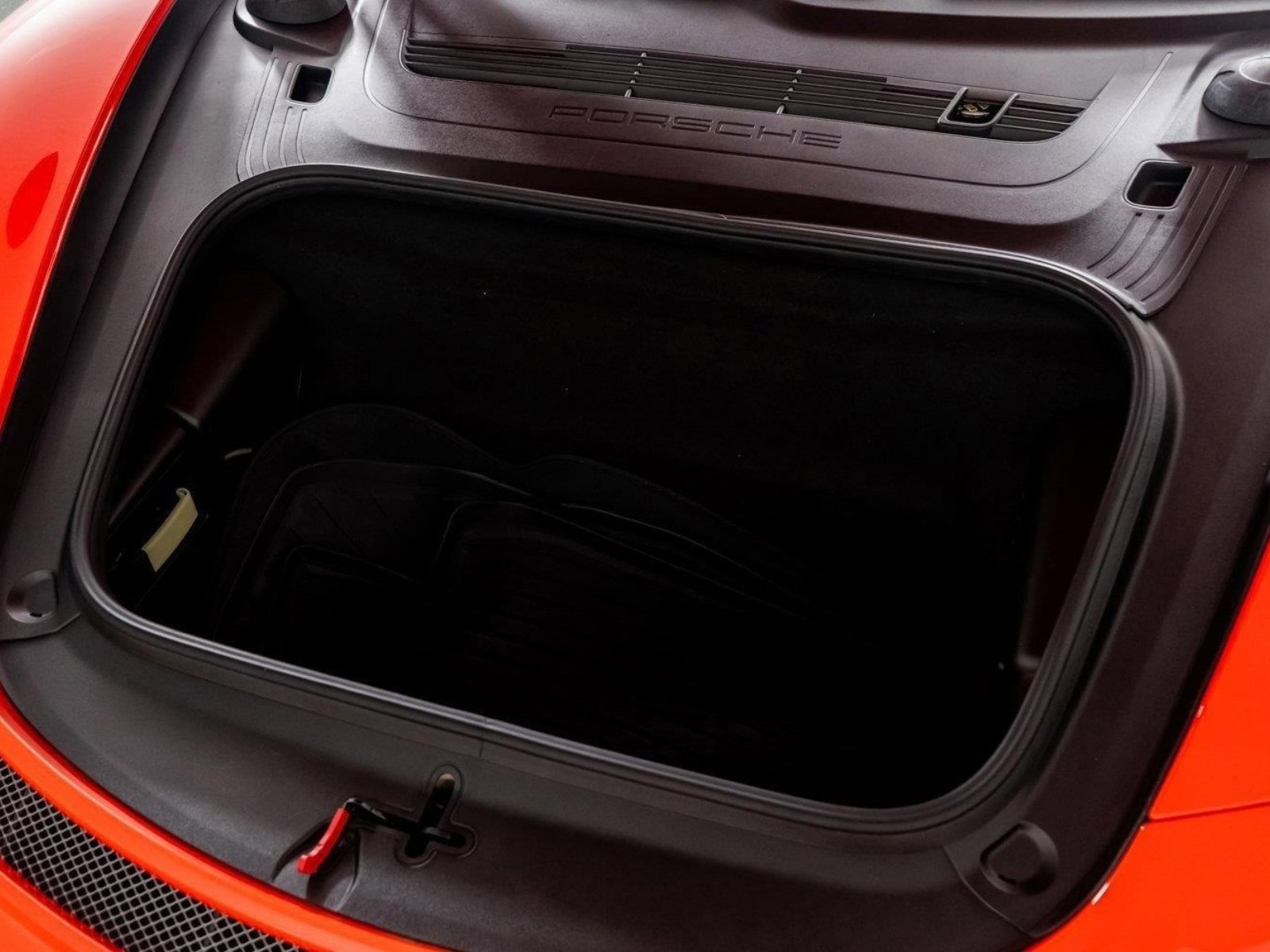 Used 2018 Porsche 911 GT3 RWD image 50