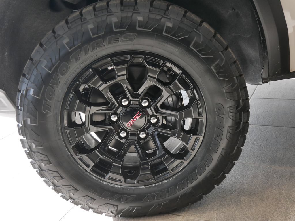 New 2026 GMC Canyon Elevation w/ Convenience Package AWD/4WD image 8
