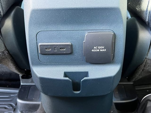 New 2025 Ford Maverick XLT w/ XLT Luxury Package image 39