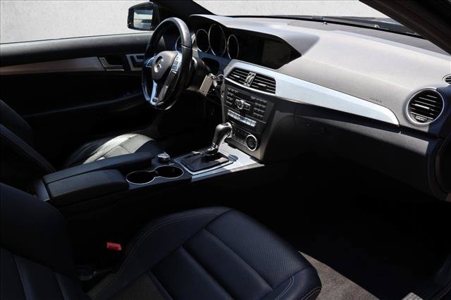 Used 2015 Mercedes-Benz C 350 4MATIC Coupe image 25