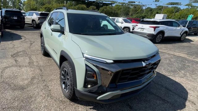 New 2026 Chevrolet Equinox ACTIV w/ Convenience Package III AWD/4WD image 4