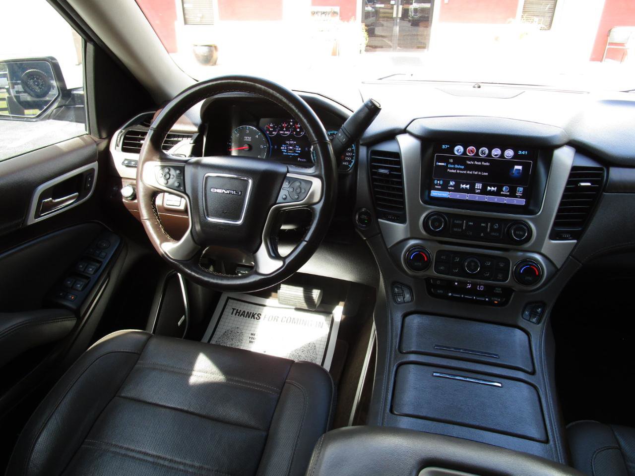 Used 2018 GMC Yukon XL Denali w/ Denali Ultimate Package RWD image 9