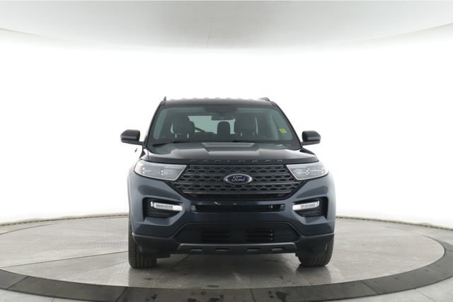 Used 2023 Ford Explorer XLT w/ Equipment Group 202A AWD/4WD image 12