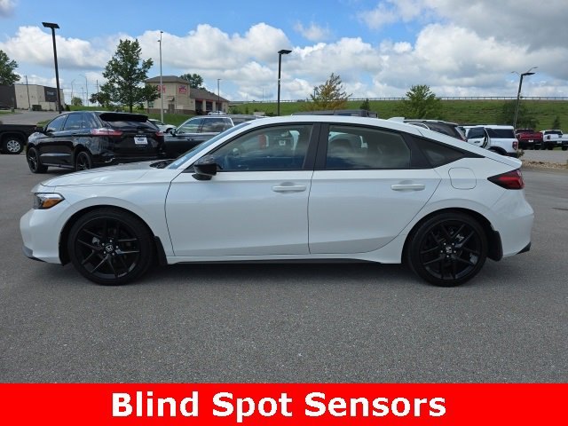 Used 2025 Honda Civic Sport image 2