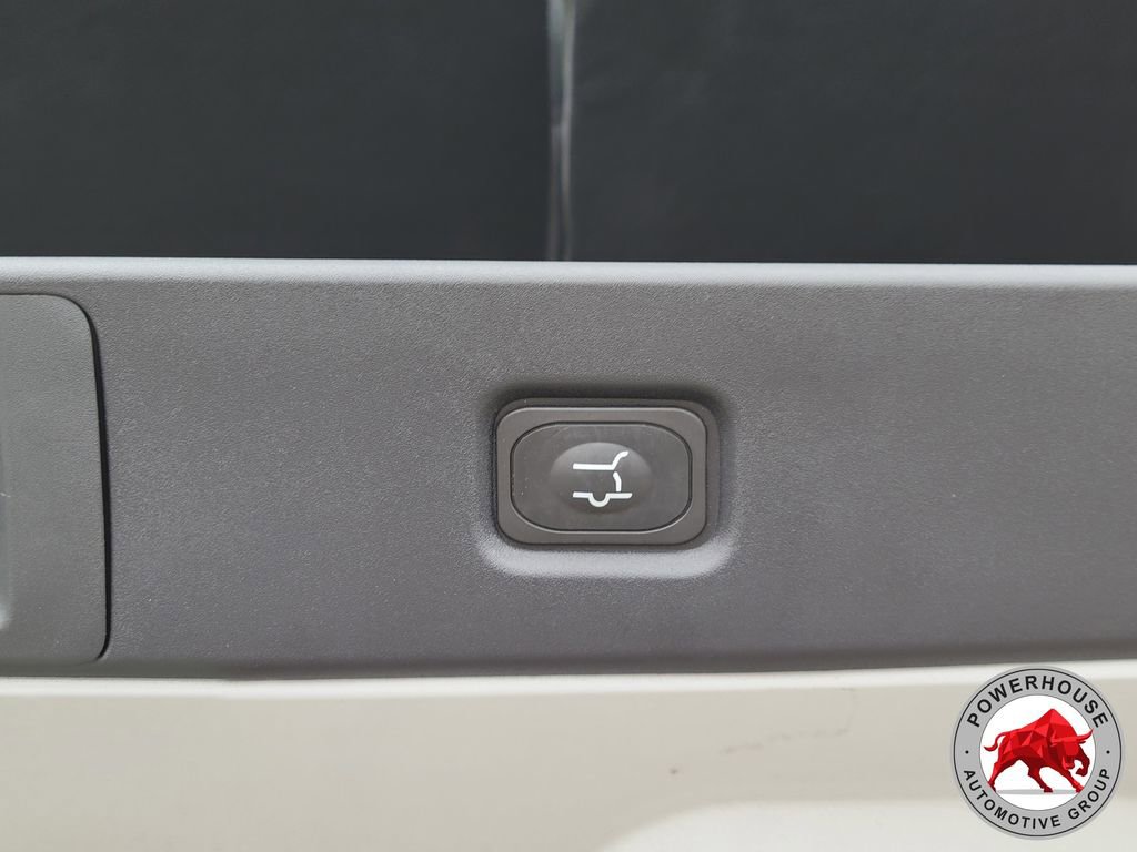 New 2025 Ford Expedition Active RWD image 15