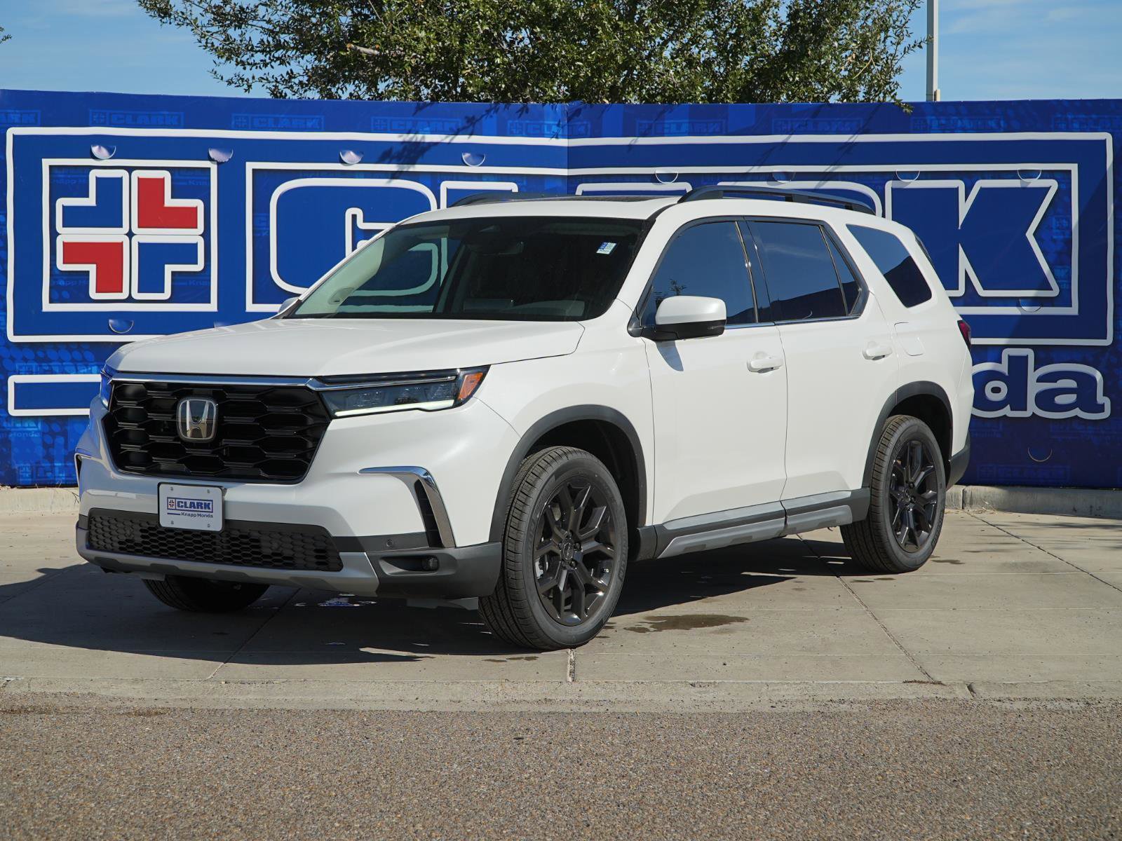 New 2025 Honda Pilot Touring