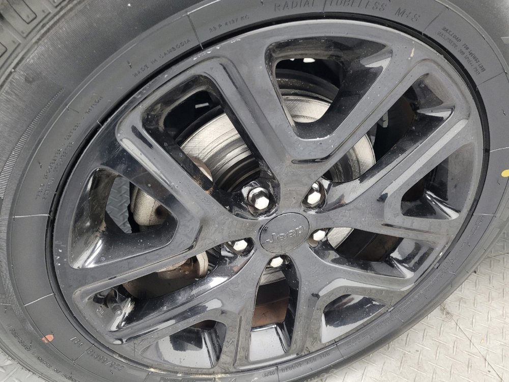 Used 2017 Jeep Renegade Altitude image 31