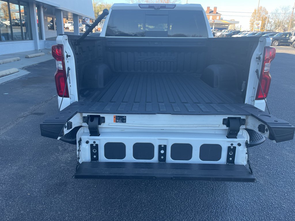 Used 2024 Chevrolet Silverado 1500 ZR2 w/ Technology Package AWD/4WD image 8