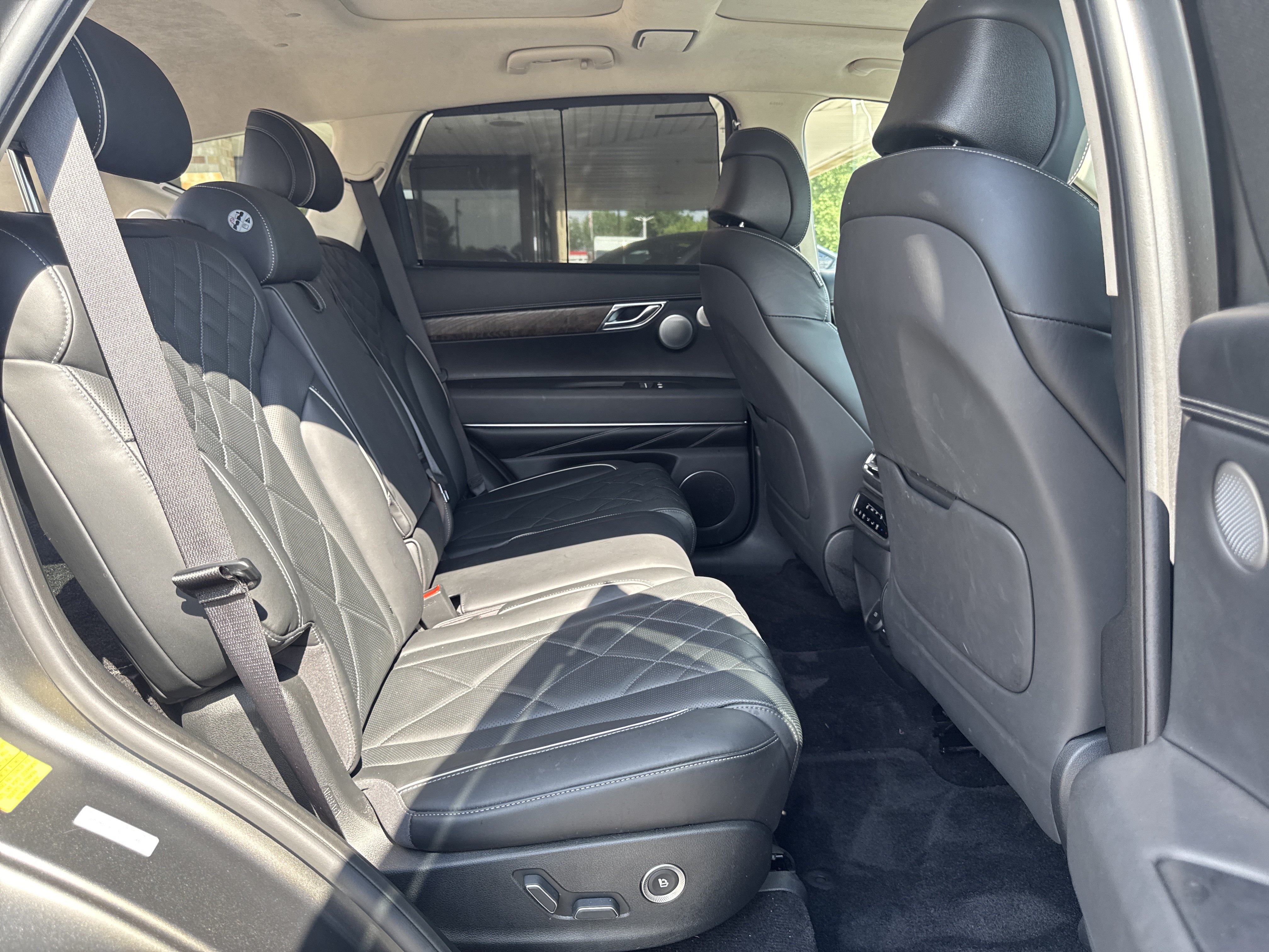 Used 2025 Genesis GV80 3.5T Prestige AWD/4WD image 32