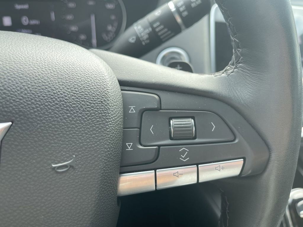 Used 2023 Cadillac XT4 Premium Luxury image 21