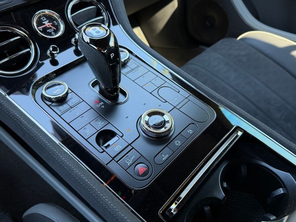 Used 2025 Bentley Continental GT Speed AWD/4WD image 28