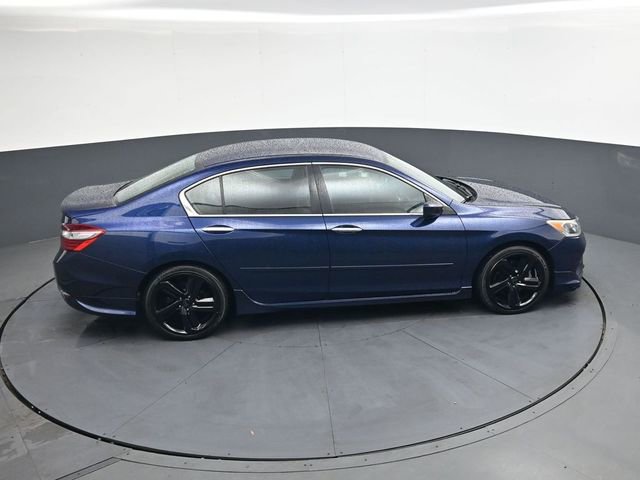 Used 2017 Honda Accord Sport Special Edition image 22