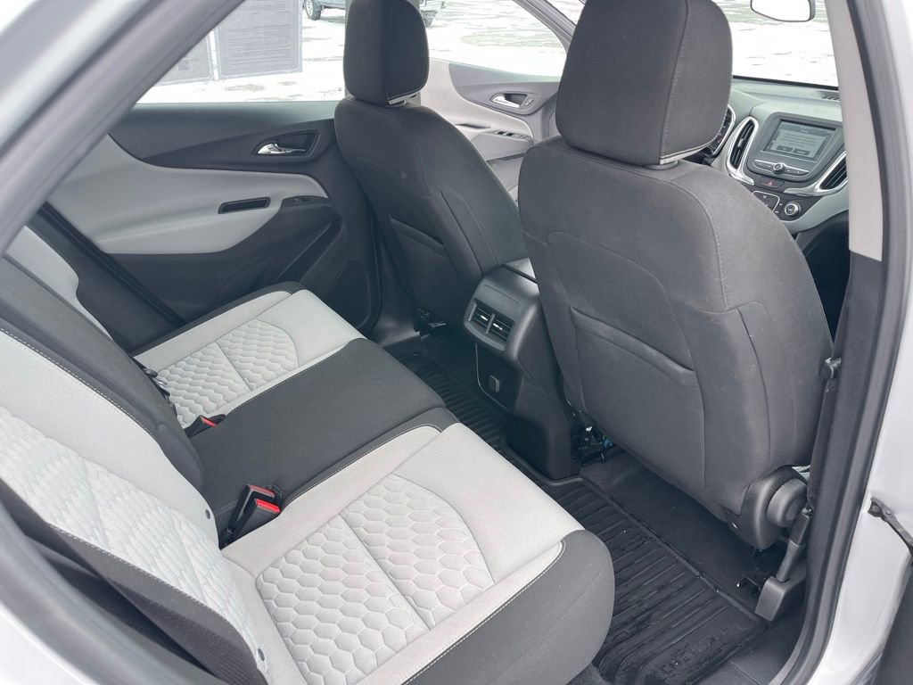 Used 2018 Chevrolet Equinox LS image 22