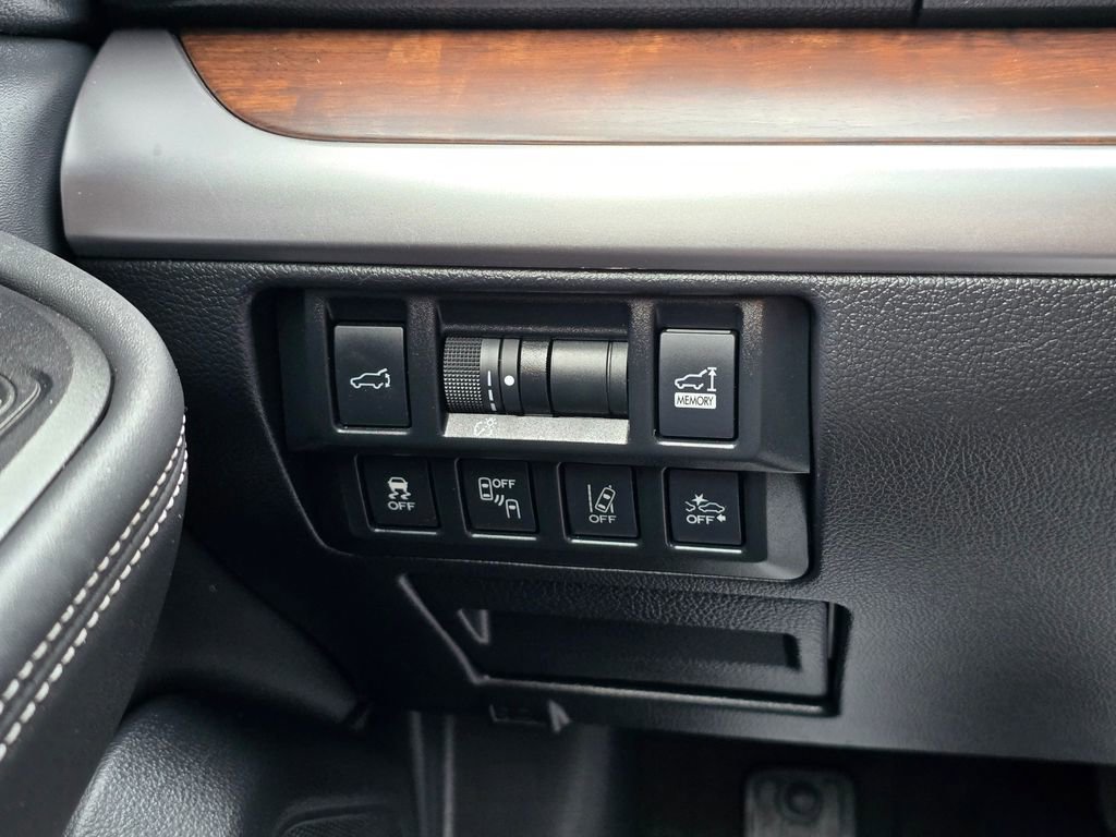 Used 2019 Subaru Outback 2.5i Limited AWD/4WD image 29