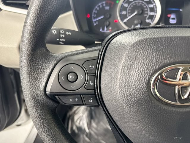 Used 2020 Toyota Corolla LE FWD image 12