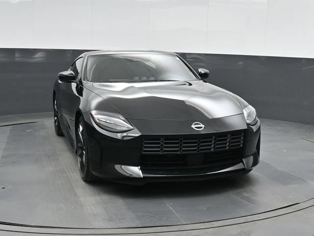 Used 2024 Nissan Z Performance w/ Floor Mat Package RWD image 7