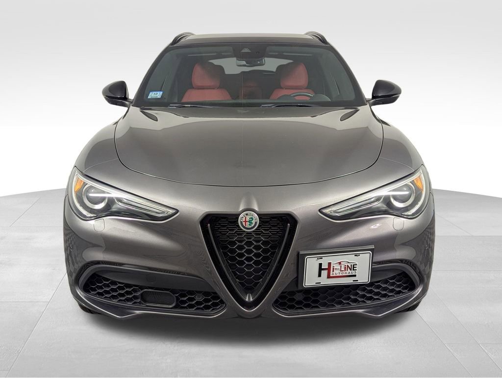 Used 2022 Alfa Romeo Stelvio Veloce image 30