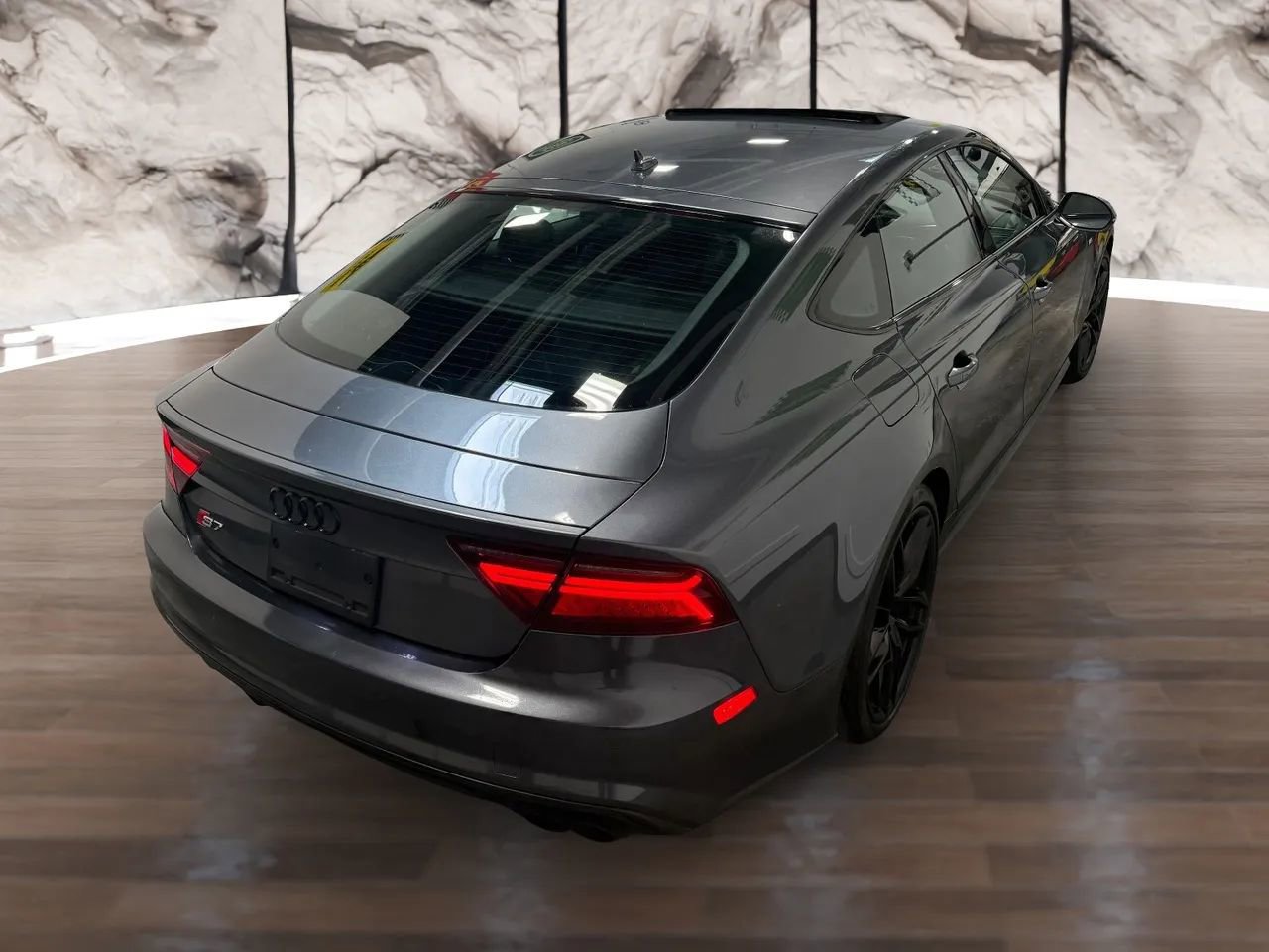 Used 2017 Audi S7 Premium Plus w/ S7 Sport Package image 10