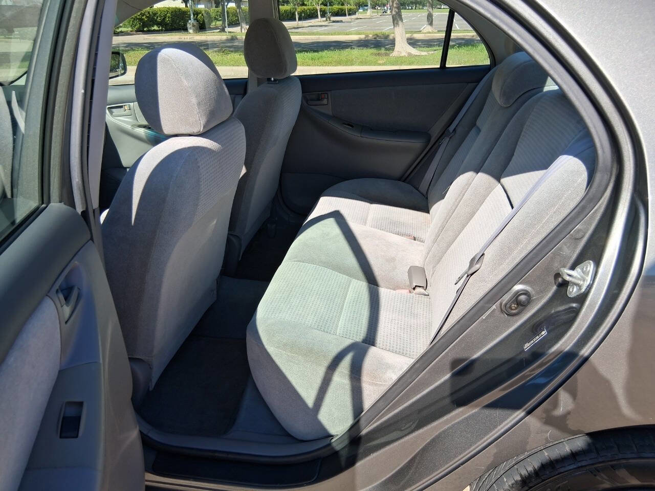 Used 2006 Toyota Corolla CE FWD image 17