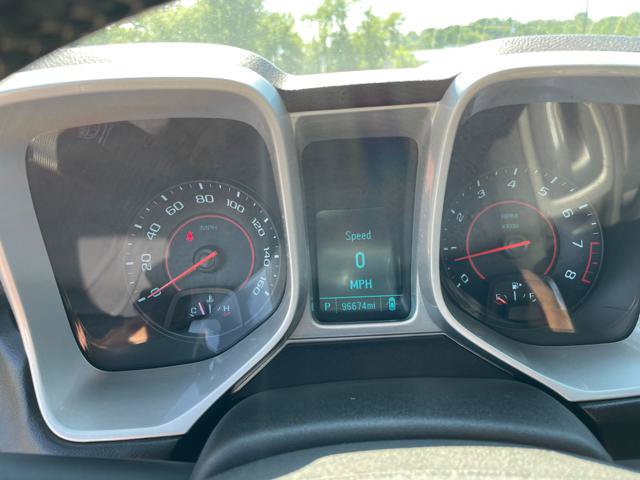 Used 2015 Chevrolet Camaro LT RWD image 19