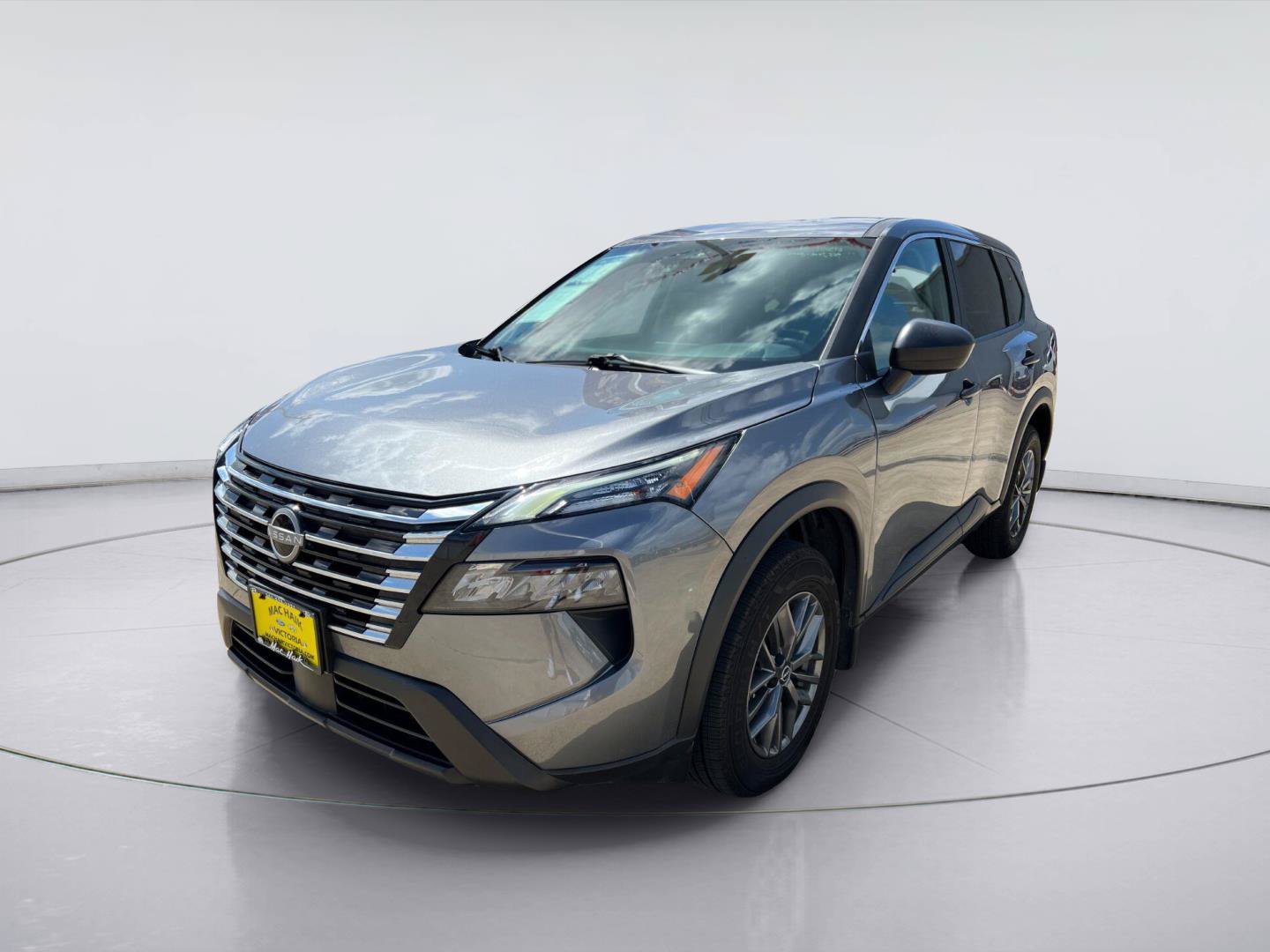 Used 2025 Nissan Rogue S FWD image 7