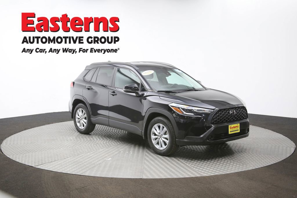 Used 2022 Toyota Corolla Cross LE image 48