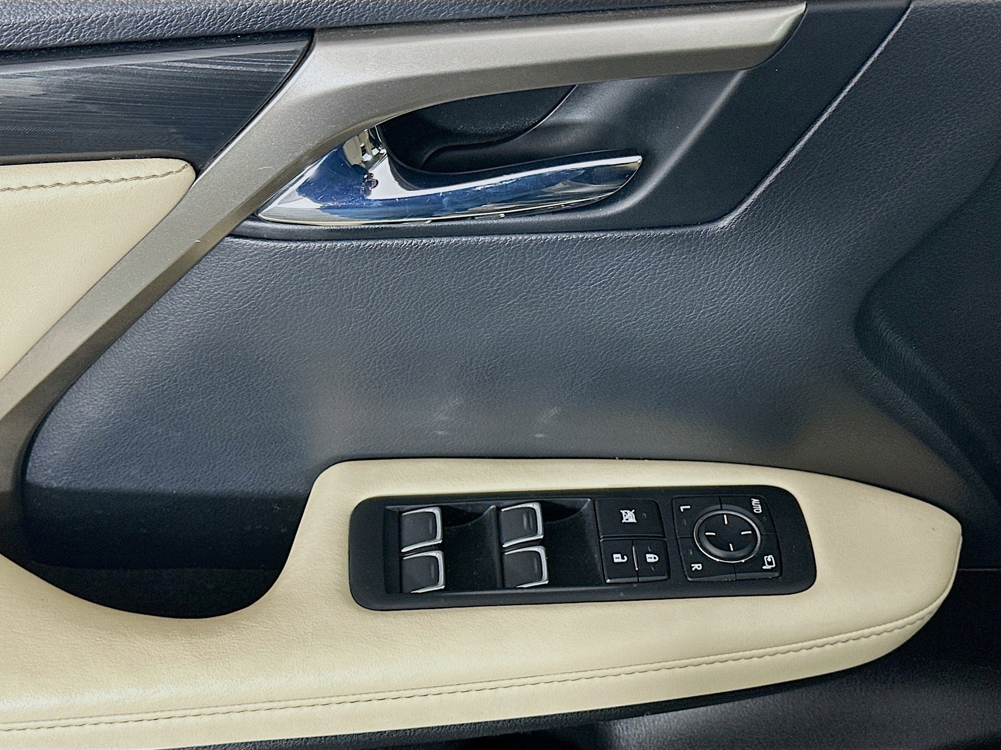 Used 2022 Lexus RX 350 FWD image 15