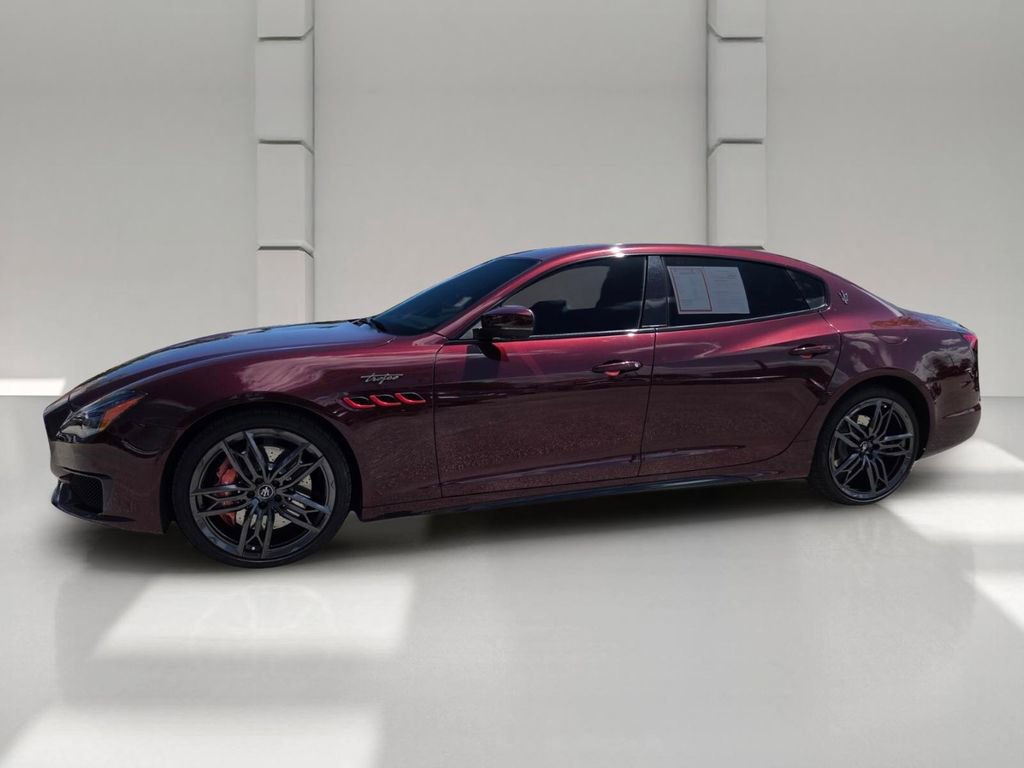 Used 2022 Maserati Quattroporte Trofeo RWD image 9