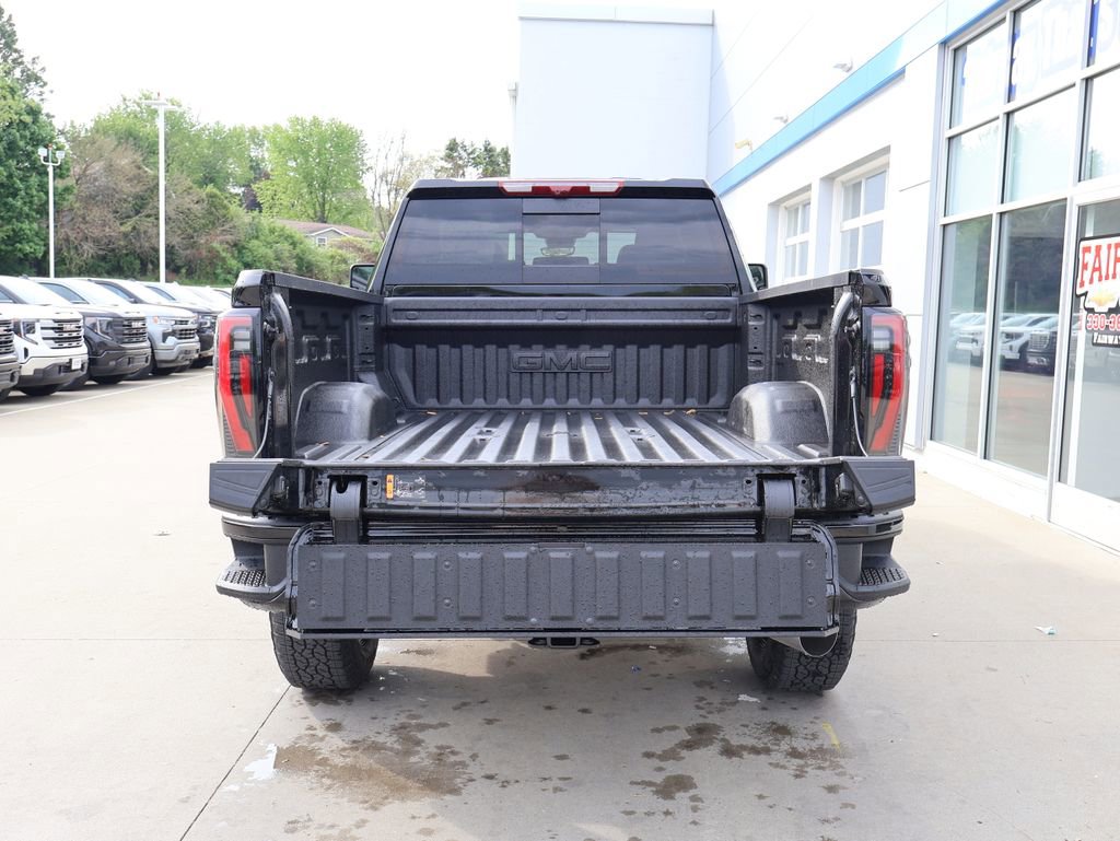 New 2026 GMC Sierra 3500 AT4 w/ AT4 Premium Plus Package AWD/4WD image 37